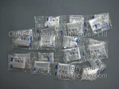 PE Gloves with Single Packing of Roll